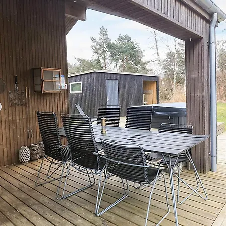 펜션 8 Person In Vaeggerlose Bøtø By