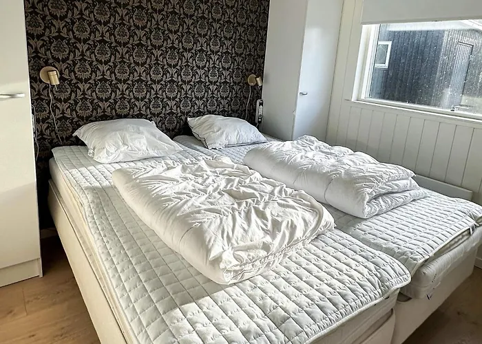 Feriehus 8 Person In Vaeggerlose Bøtø By